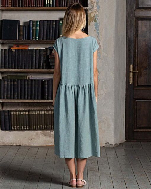 Short Sleeve Round Neck Solid Color Loose Pleated Swing Mid-Long Dresses - Image 4