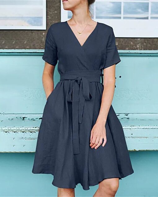 Short Sleeved With Belted Dress Holiday Dresses - Image 3