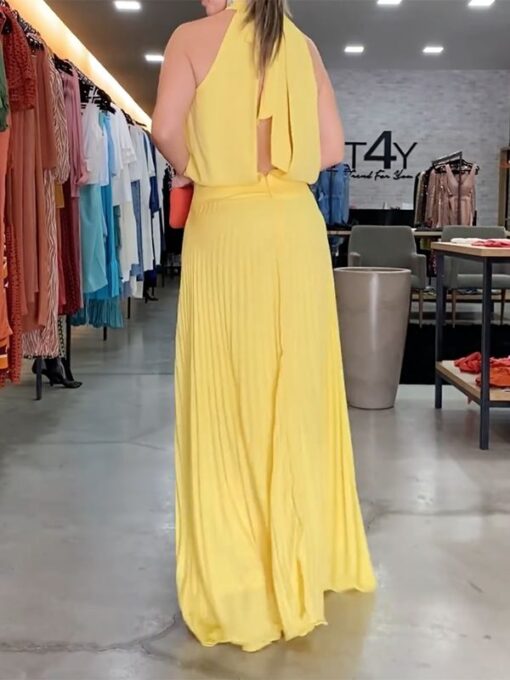 Pleated Solid Color Loose Sleeveless Round-Neck Maxi Dresses - Image 2