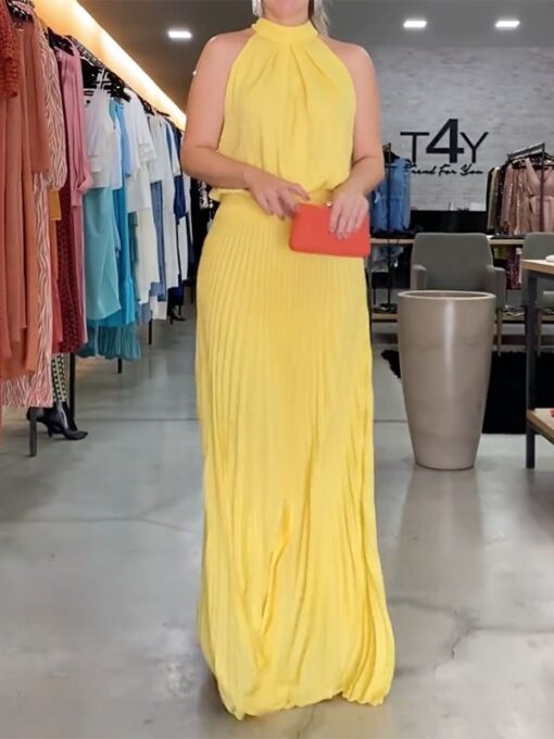 Pleated Solid Color Loose Sleeveless Round-Neck Maxi Dresses - Image 3